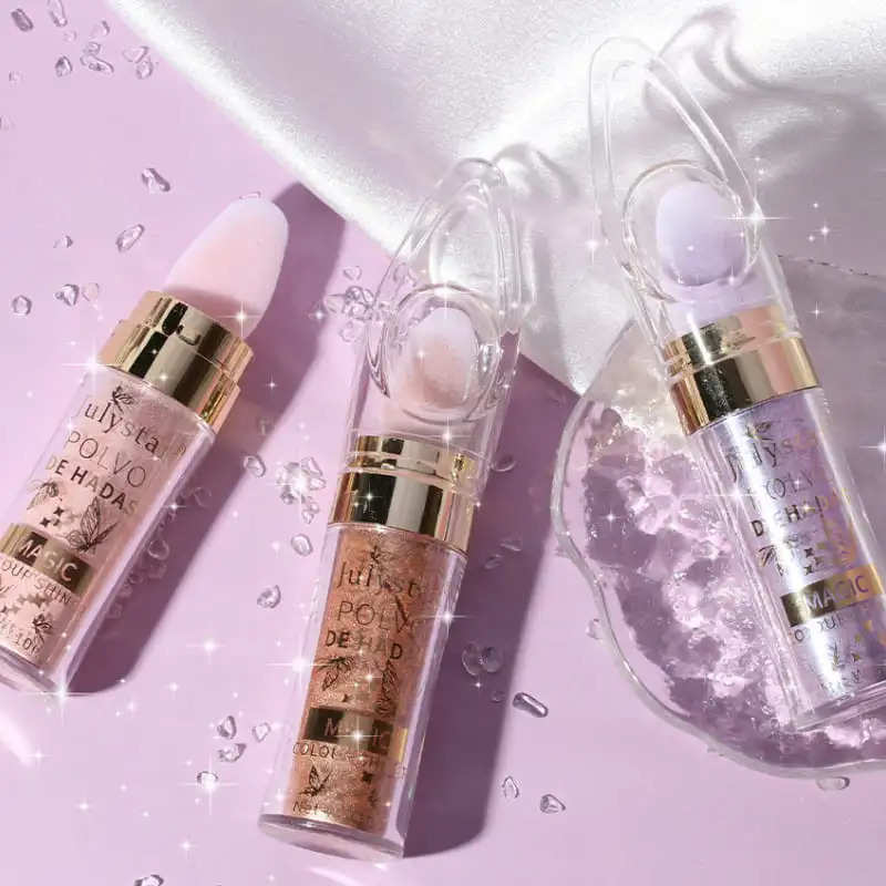 Applying Glittering Shimmer Highlighting & Setting Powder to create a multi-dimensional highlight